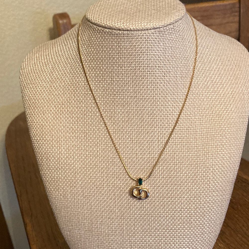 Christian Dior CD Logo Necklace with Emerald Green Crystal Pendant Vintage NWT - Picture 4 of 8